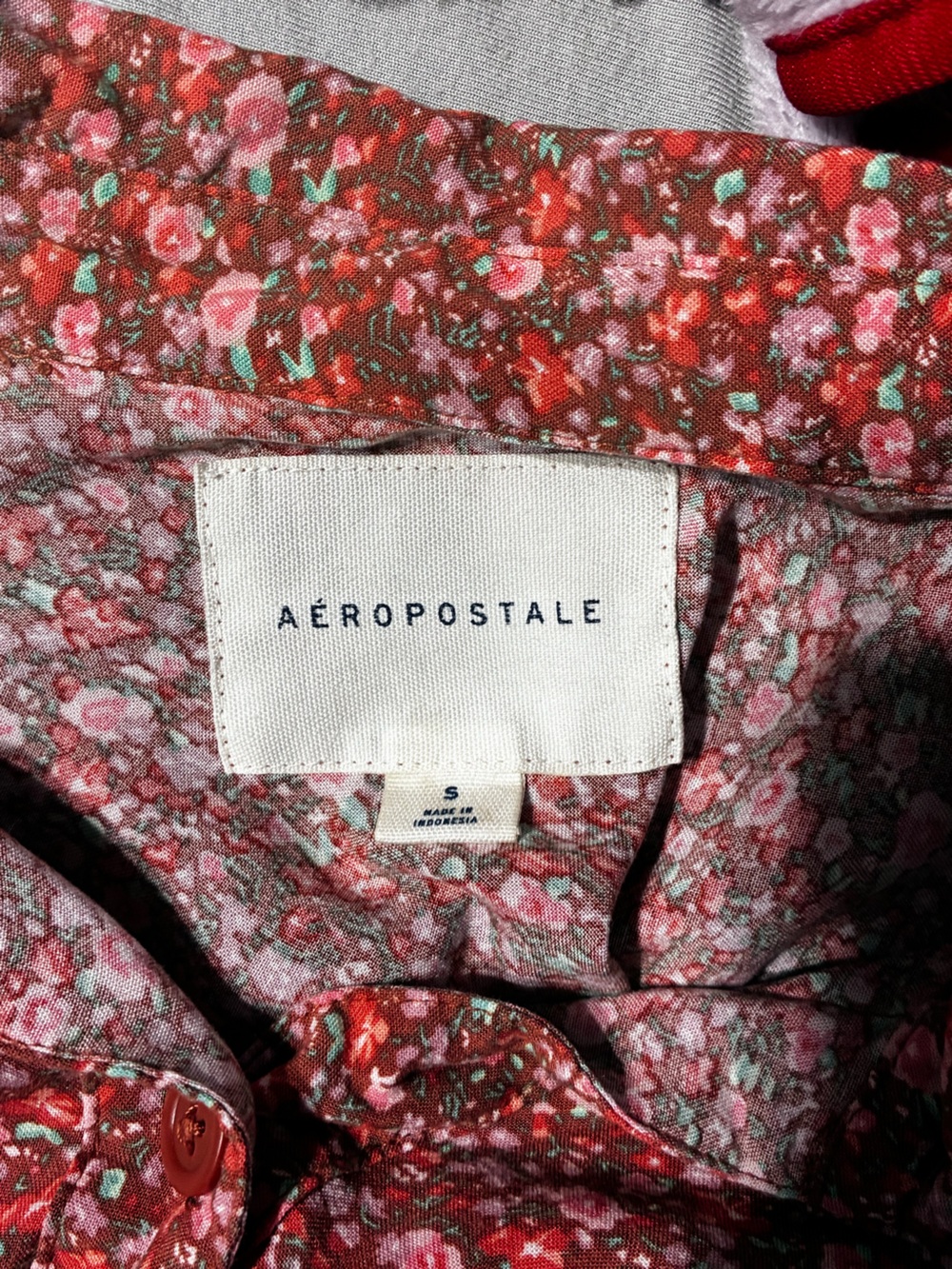 Aeropostale Rust Floral Crop Button-Down Shirt - Picture 4 of 4